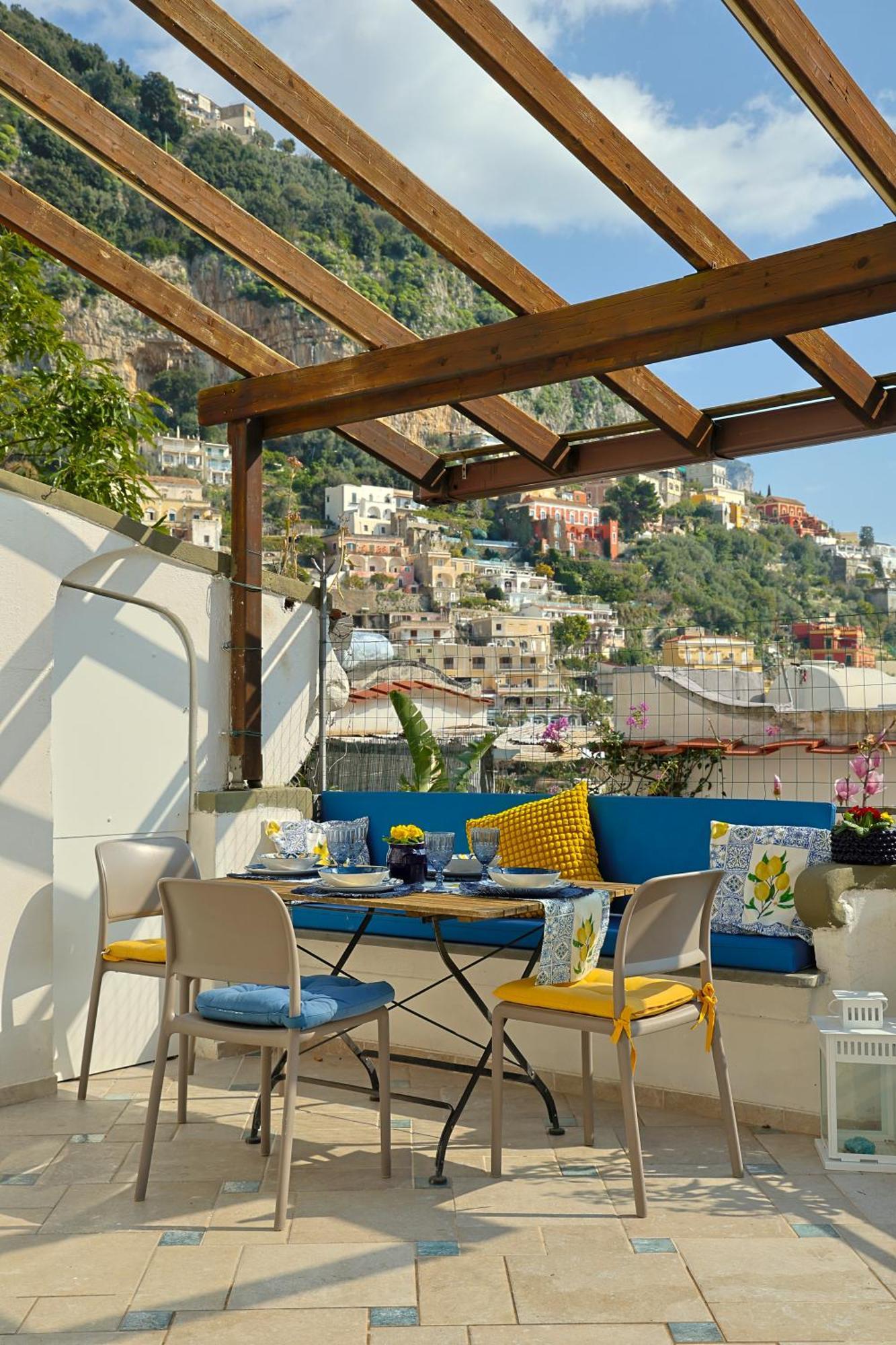 Casa Flavia Positano Center - 5 Minutes To Beach And 4 Air Conditioning Buitenkant foto